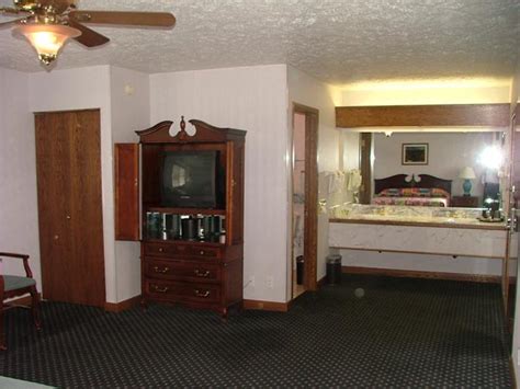 alpine wyoming motel rooms - Flying Saddle Resort