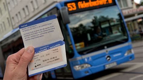 Landkreis unterstützt Pendler Jetzt kommt MVV Jahres Flatrate für