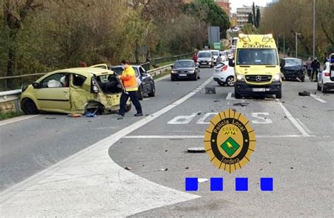 2 ferits greus i 2 de lleus en un nou accident a la cruïlla de la