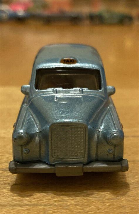 Vintage 2004 Matchbox Austin Fx4 London Taxi Rare Original Old Car Baby