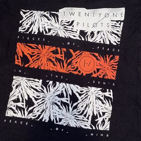 Twenty One Pilots Women S Black And Red T Shirt Depop