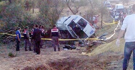 Gediz Kütahya karayolunda katliam gibi kaza