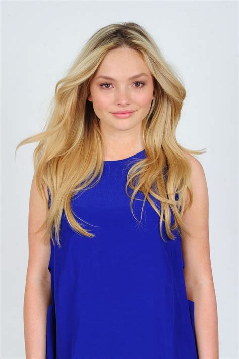 Natalie Alyn Lind Photoshoot In New York November 2015 • Celebmafia