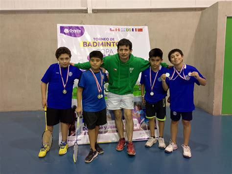 Copa Ovalle Reuni A M S De Deportistas En Torneo De B Dminton