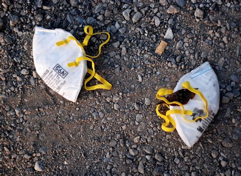 WisContext: The Novel Coronavirus, Face Masks And When To Use Them - WPR