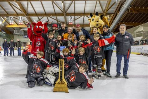 Hockey Sur Glace Hockey Mineur Hockey Mineur Trophée Des Petits