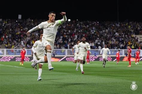 Fans Hail Ronaldo After Scoring Equaliser For Al Nassr In Arab Cup Final With Al Hilal - Torizone