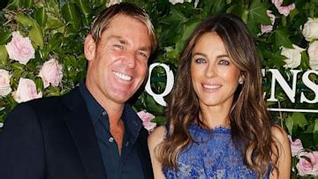 Elizabeth Hurley reassures Shane Warne's heartbroken son with emotional ...