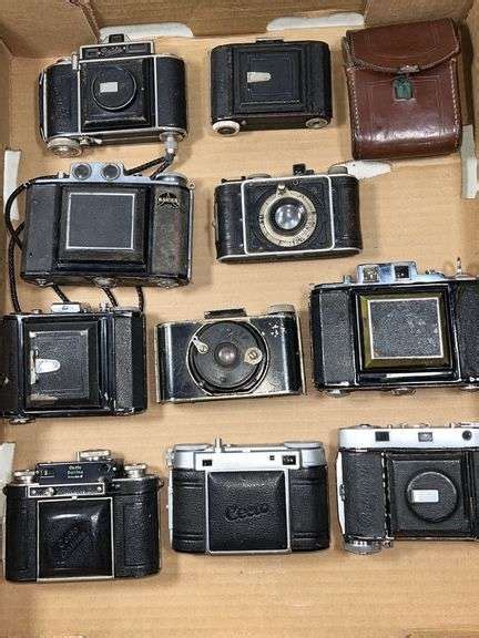 Ten 10 Fabulous Folding Cameras Bid Assets Online Auctions