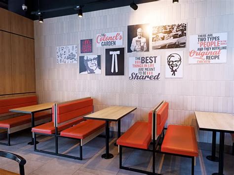 Fast Food Restaurant Wall Design