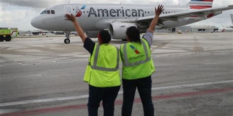 American Airlines Inaugura Sus Vuelos Regulares A Cuba El Economista