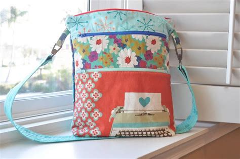 Triple Zipper Crossbody Bag Pattern | semashow.com