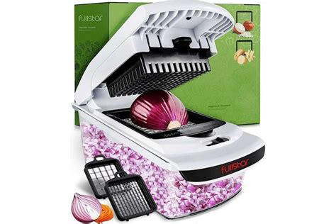 Hurry, Walmart Slashed 56% Off One of Our Favorite Vegetable Choppers