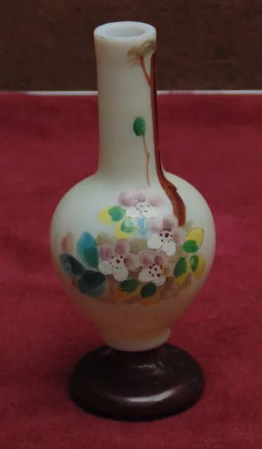 Rare Magnifique Ancien Petit Vase Soliflore Opaline Maill D Cor