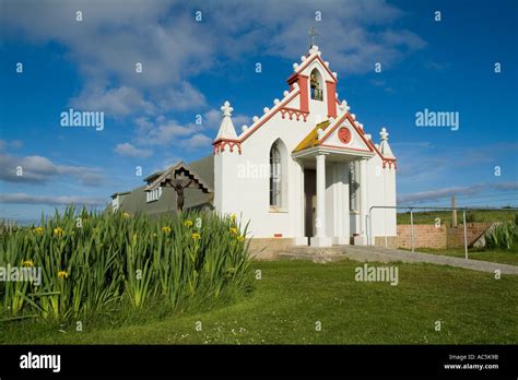 Dh Lamb Holm Italienische Kapelle Orkney Dekoriert Kriegsgefangenen