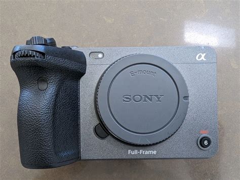 Sony Fx Cinema Line Full Frame Camera Body Only Mp Black Unused