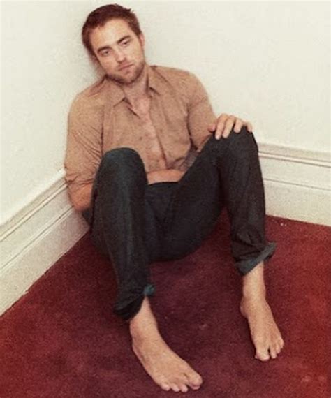 Robert Pattinson Feet Photos Men Feet Wiki