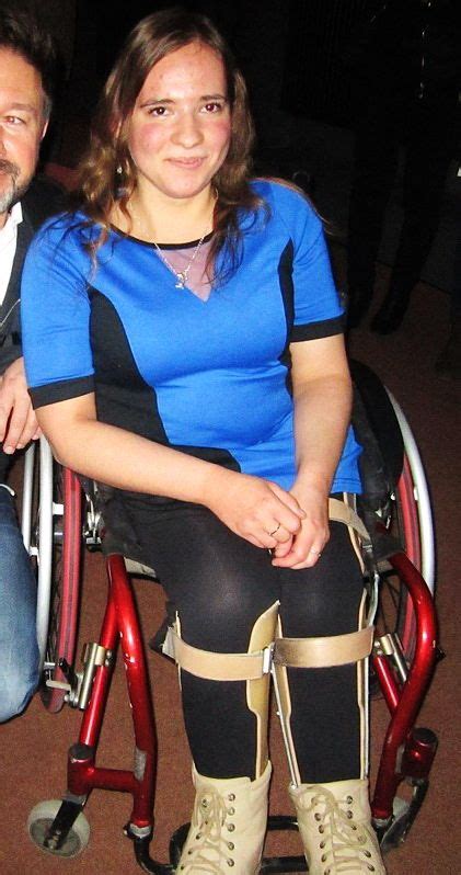 Pin By Michael Kramer On Frauen Im Rollstuhl Wheelchair Women Leg