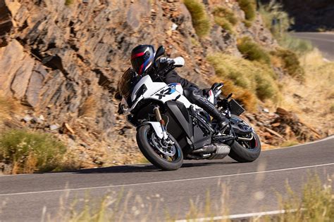 Bmw Motorrad Debuts New Bmw S Xr And M Xr