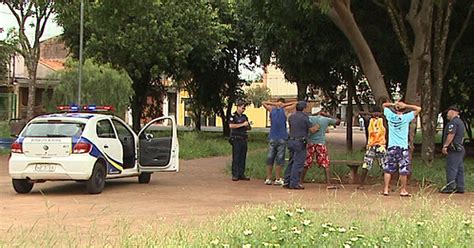 G1 Andarilhos Recusam Ser Retirados Das Ruas Na Zona Oeste De