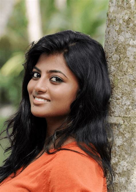 Kayal Anandhi Wallpapers Top Free Kayal Anandhi Backgrounds