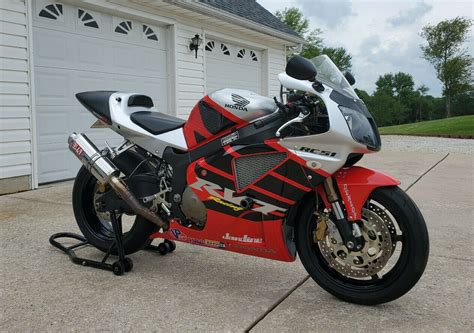 Honda Rc Rvt R Right Front Rare Sportbikes For Sale