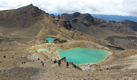 Hiking the Tongariro Crossing