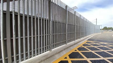 Railway Fencing Experts Uk Metcalfe Services