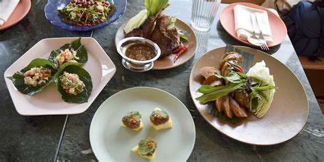 Favorites Thai Bbq Toronto Restaurant Guide Streets Of Toronto