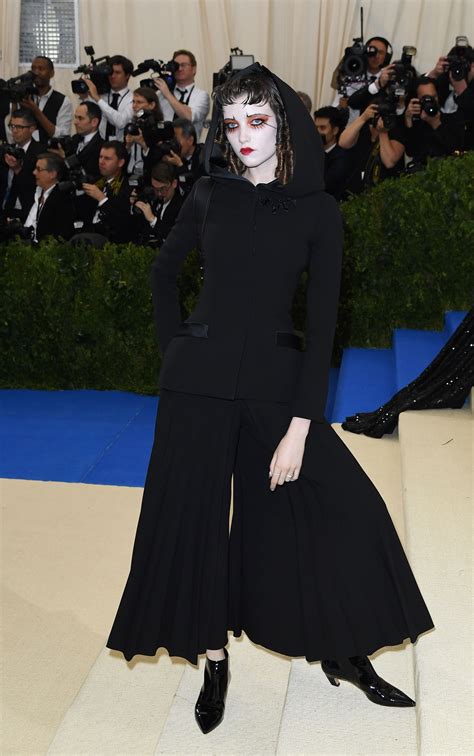 10 Of The Worst Met Gala Looks Of All Time The Citizen