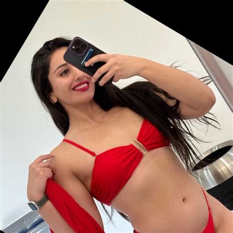 Asal Asalpersian Onlyfans Nude And Photos