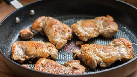 Pan Fried Boneless Skinless Chicken Thighs Easy Eatsimplefoodcom