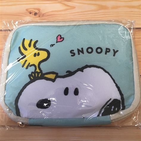 Snoopy ゼクシィ10月号 付録 スヌーピーマルチケース！の通販 By マカロンs Shop｜スヌーピーならラクマ