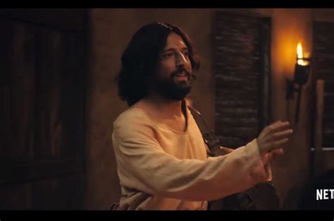 Piden Que Netflix Quite Producci N Donde Ponen A Jes S Como Gay E Consulta