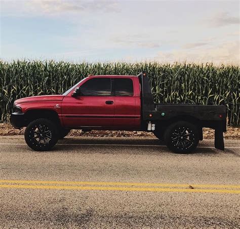 ! #Dodge #Cummins #2ndGen #FlatBed #Red #Black #Tires #Cornfield | Truck flatbeds, Cummins ...