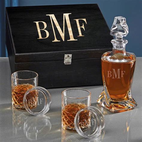 Personalized Vicente Twist Decanter Set With Whiskey Glasses Whisky