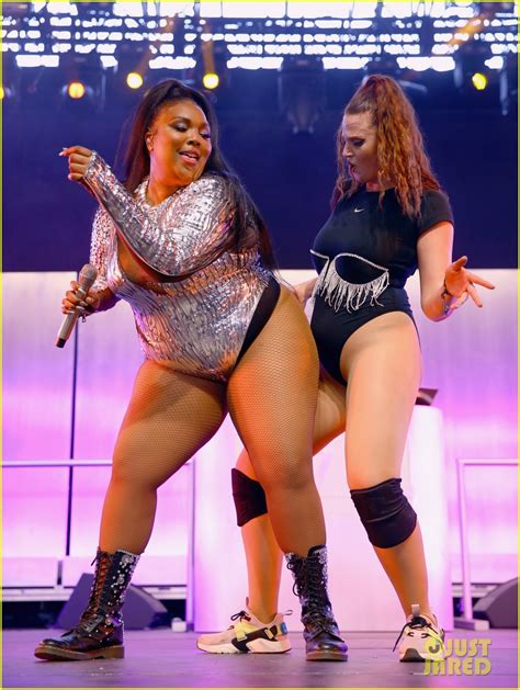 Lizzo Rocks Sparkling Bodysuit For Coachella 2019 Performance Photo