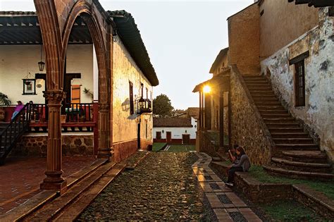 ‪hermosos Atardeceres Nos Regala El Pueblo Mágico De Pátzcuaro ¡un