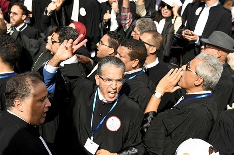 Les Avocats Marocains Prolongent Leur Gr Ve Face Labsence De