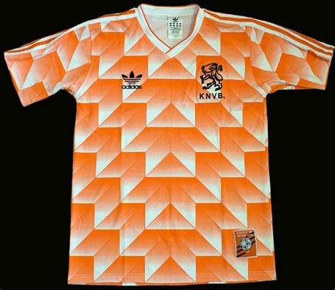 The Greatest Euro Football Jerseys of All Time - HowTheyPlay