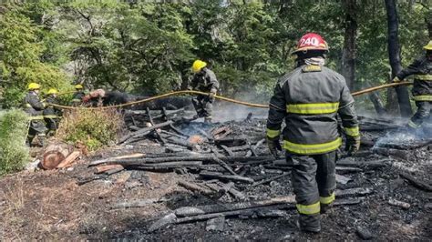 Un muerto y dos heridos en el incendio de una vivienda en San Martín de