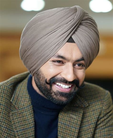 Tarsem Jassar Photos Tarsem Jassar Pics Best Pose For Photoshoot Turban Style