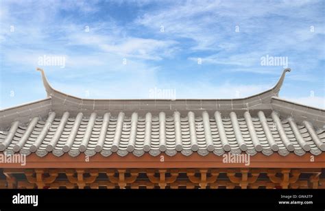 Traditional Chinese Roof Stock Photo Alamy