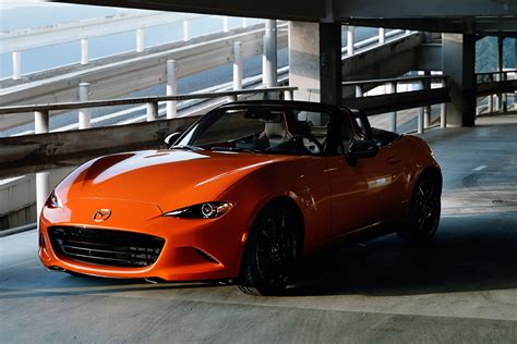 2019 Mazda Mx 5 Miata 30th Anniversary Edition First Look Autotrader