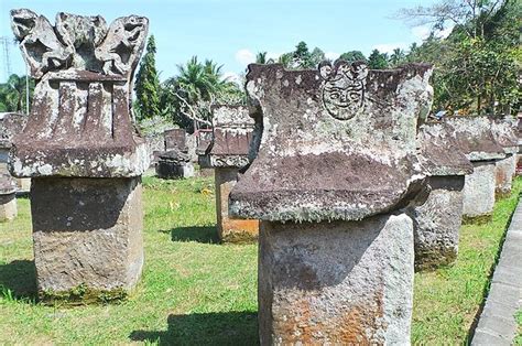 Waruga Kubur Batu Minahasa Yang Sekarang Jadi Tujuan Wisata Sejarah Bobo