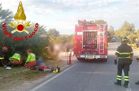 Scontro Frontale Tra Auto E Moto Sulla Arzachena Baja Sardinia Ferite