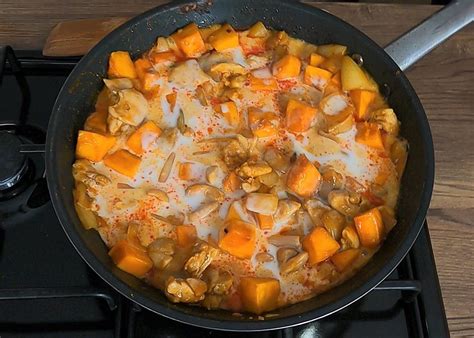 Czerwone Curry Z Kurczakiem I Dyni