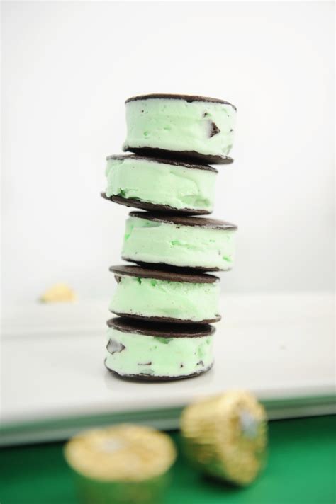 How To Make Yummy Thin Mint Ice Cream Sandwiches Pink Peppermint Design