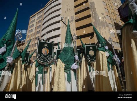 M Laga Espa A Nd De Abril De Los Penitentes De La Hermandad