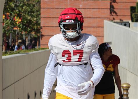 Photos Usc Football Spring Practice April Sports Illustrated Usc